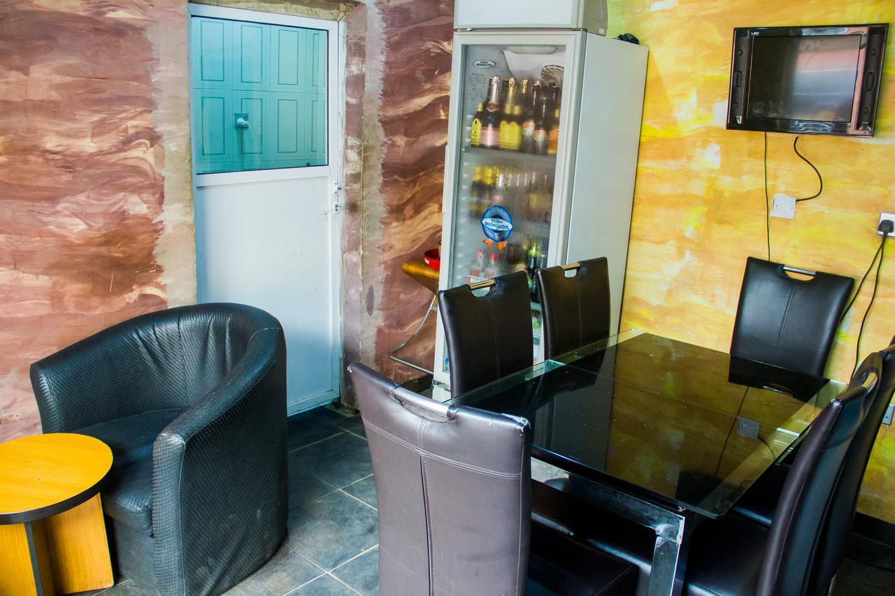 Glasshouse Hotel And Suites Egba Luaran gambar