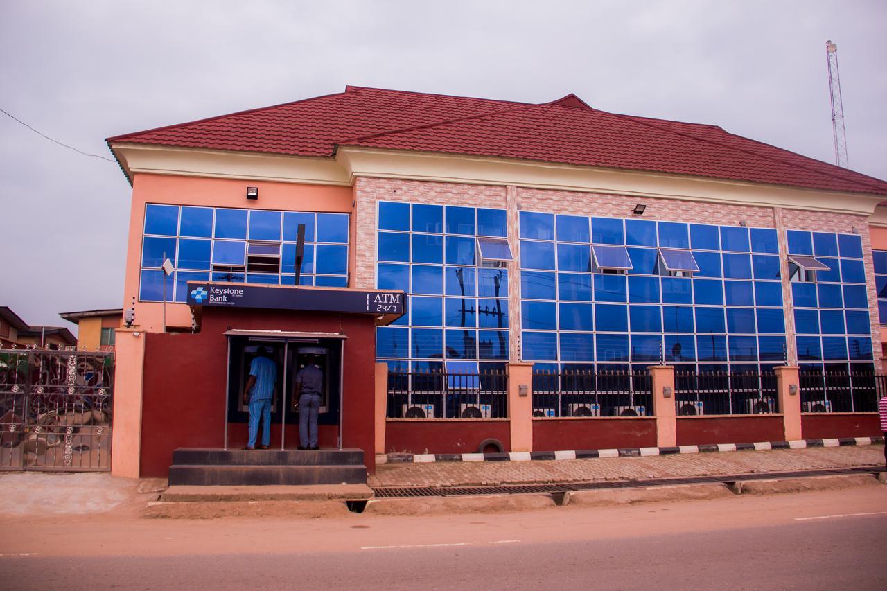 Glasshouse Hotel And Suites Egba Luaran gambar