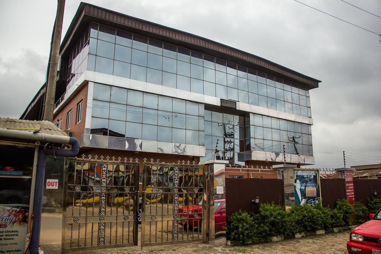 Glasshouse Hotel And Suites Egba Luaran gambar